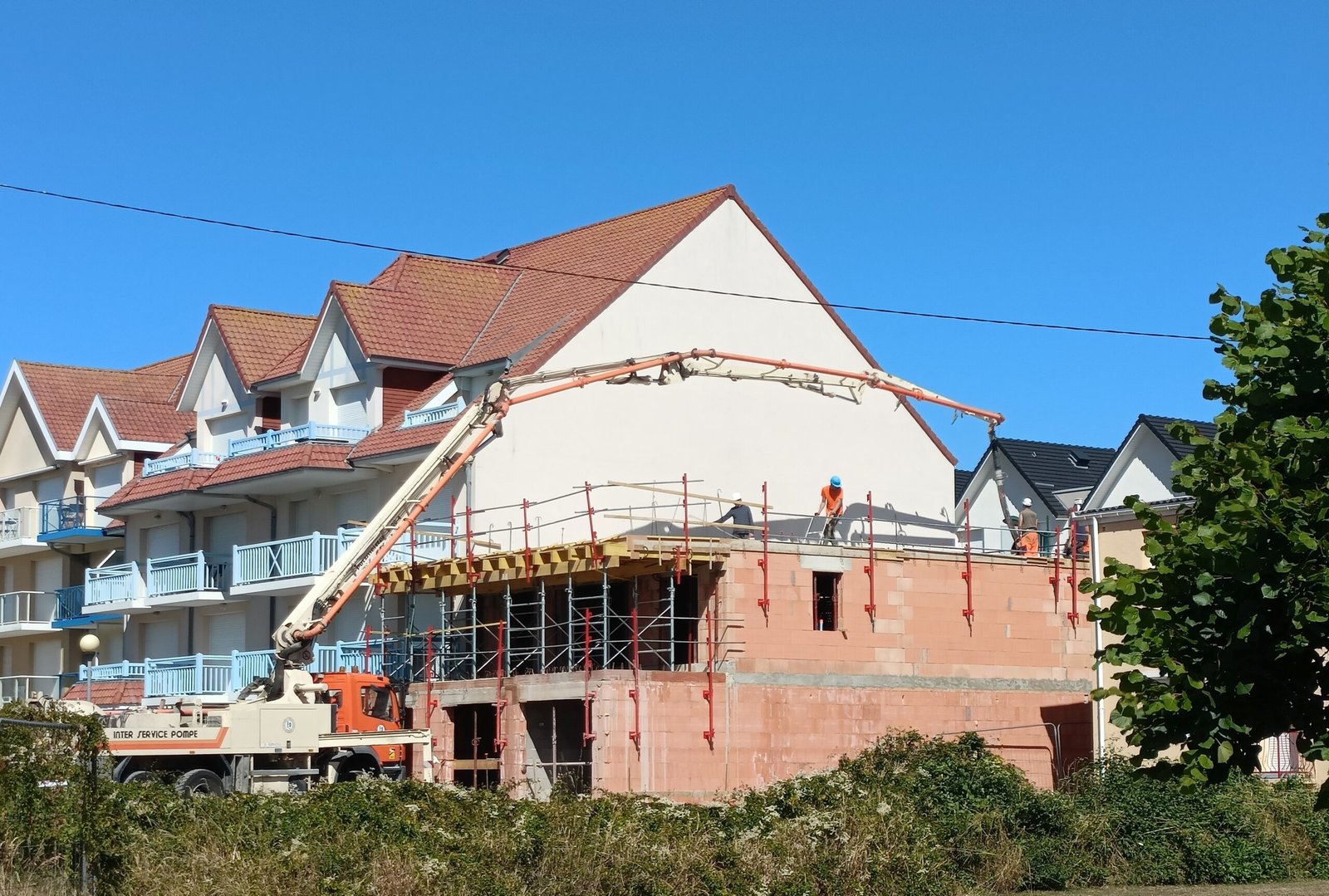 Rénovation maison ancienne pierre Sainte Maxime - EGC Construction