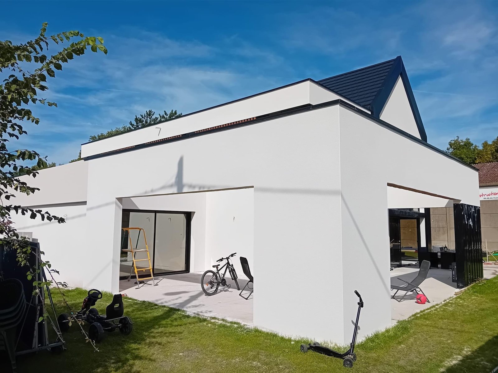 Extension Maison Moderne Sainte Maxime - EGC Construction